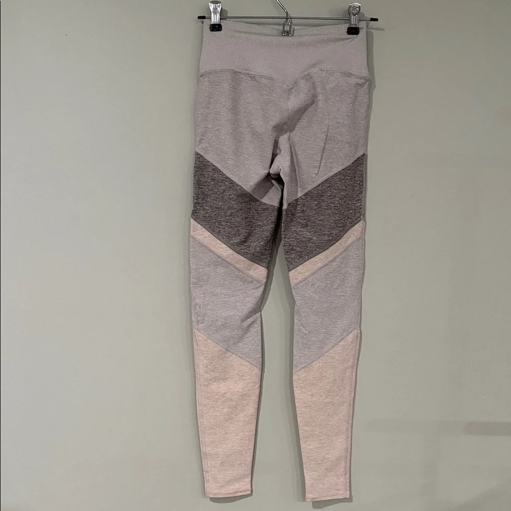 Alo‎ yoga neutral color block leggings size small heathered pattern